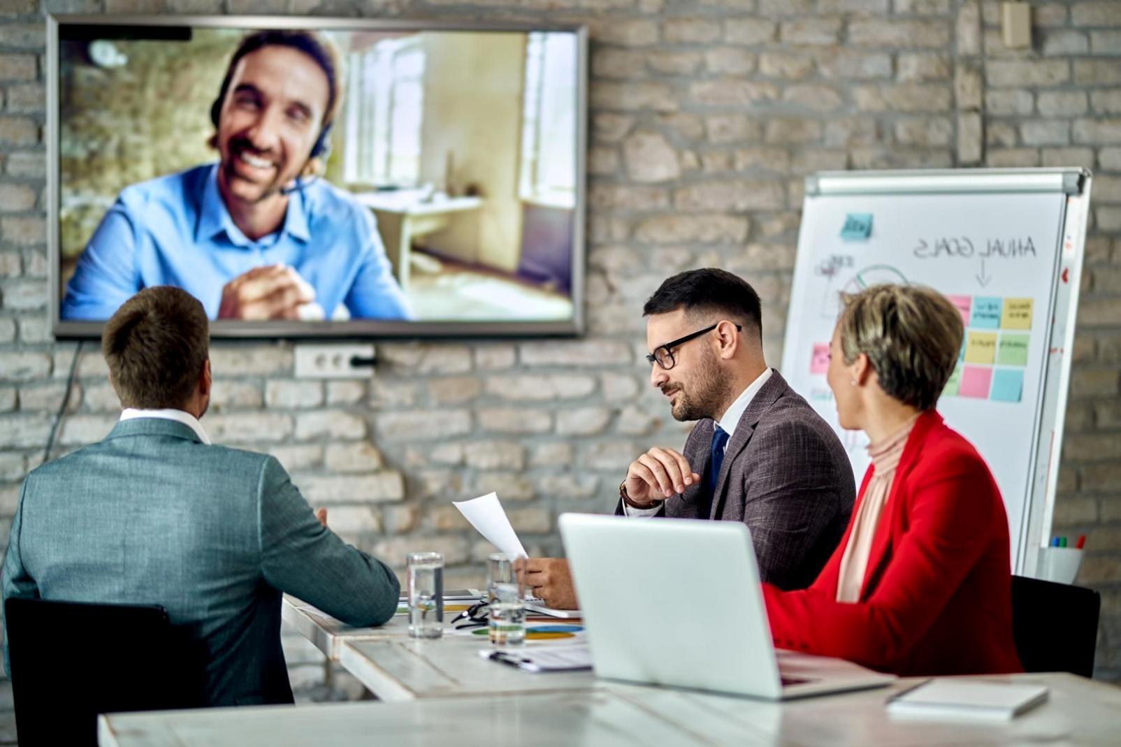 Séance de travail collaboratif entre notre équipe et un client